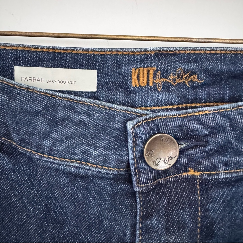KUT from the Kloth Farrah Baby Bootcut Jeans - Size 10 EUC medium to dark wash - Picture 4 of 8
